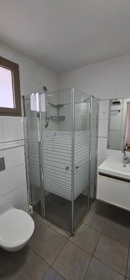 Top-Luxury Exclusive Аpt With Jacuzzi In Front Of The Sea Eilat Exterior foto