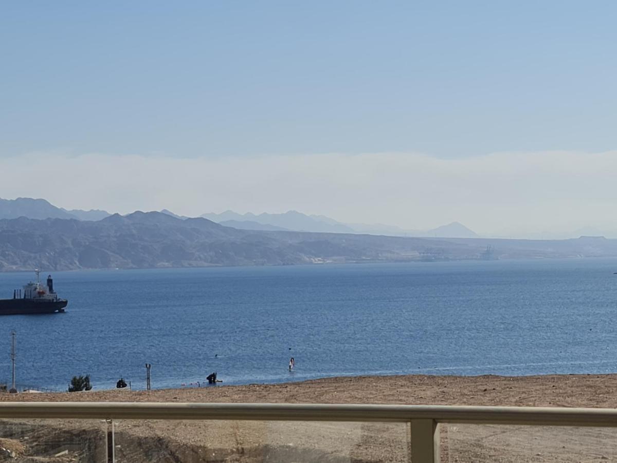 Top-Luxury Exclusive Аpt With Jacuzzi In Front Of The Sea Eilat Exterior foto