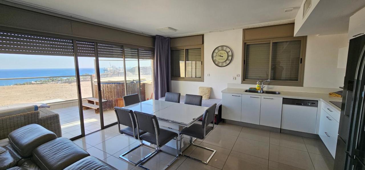 Top-Luxury Exclusive Аpt With Jacuzzi In Front Of The Sea Eilat Exterior foto