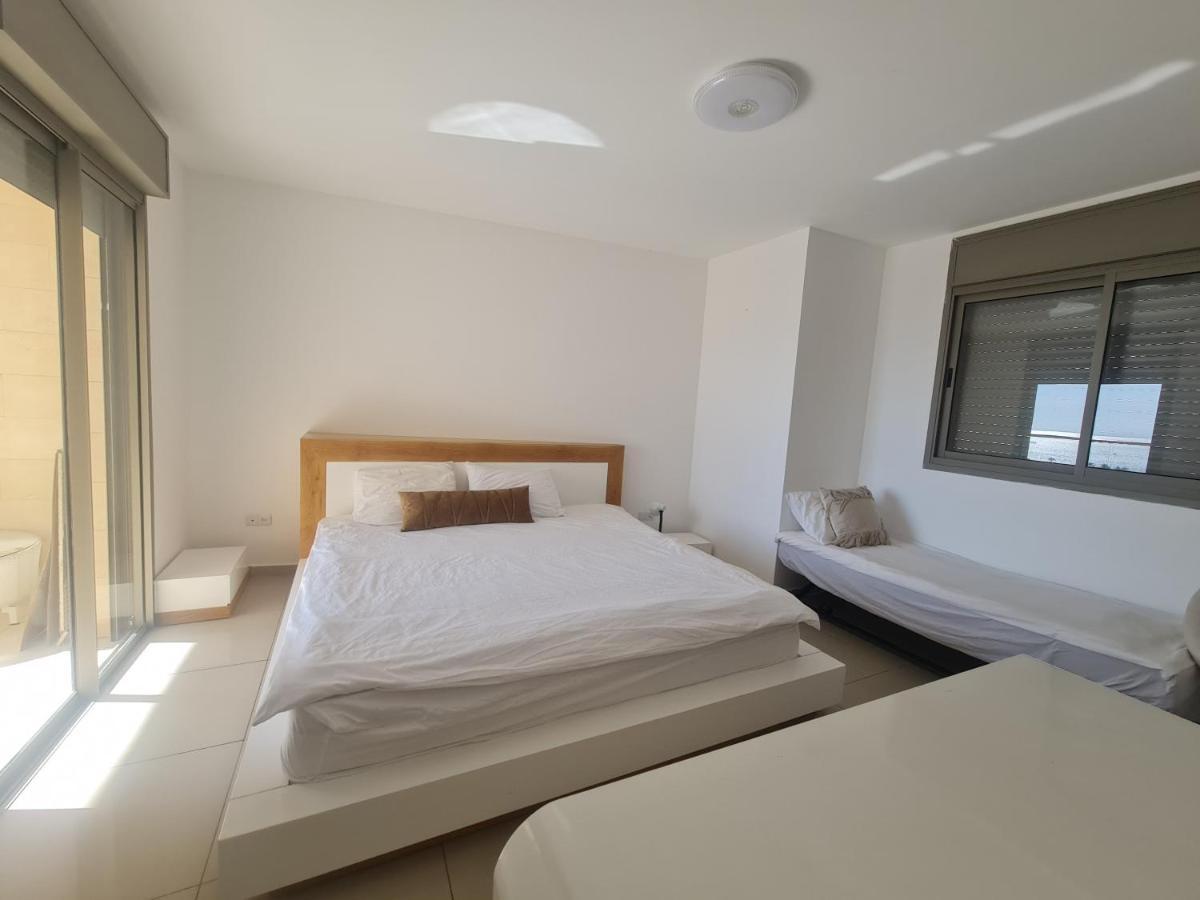 Top-Luxury Exclusive Аpt With Jacuzzi In Front Of The Sea Eilat Exterior foto