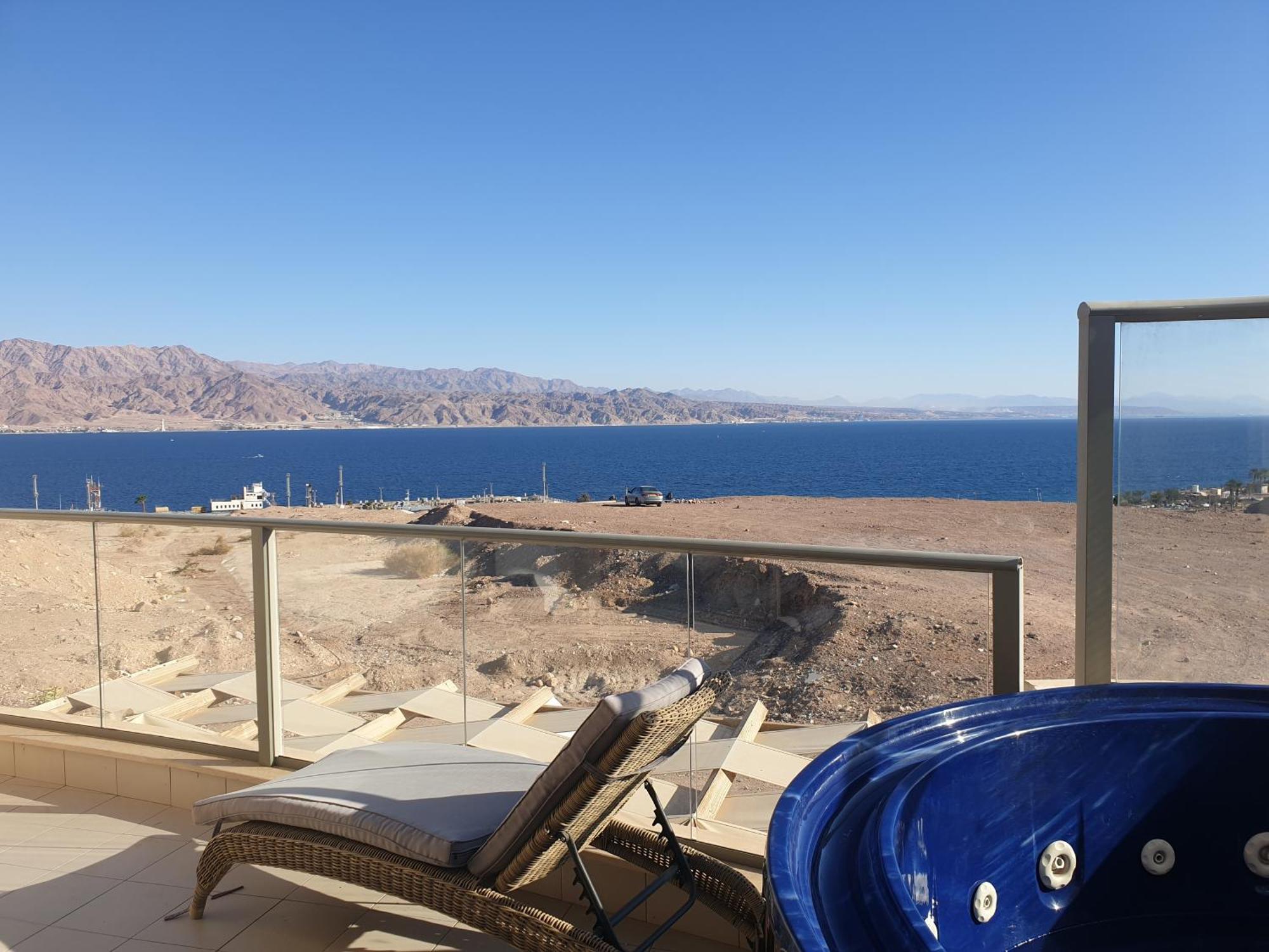 Top-Luxury Exclusive Аpt With Jacuzzi In Front Of The Sea Eilat Exterior foto